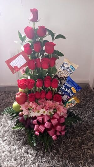 Arreglo piramide frutal R101