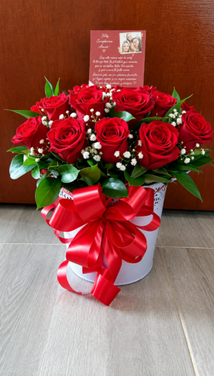 Balde 24 rosas R42